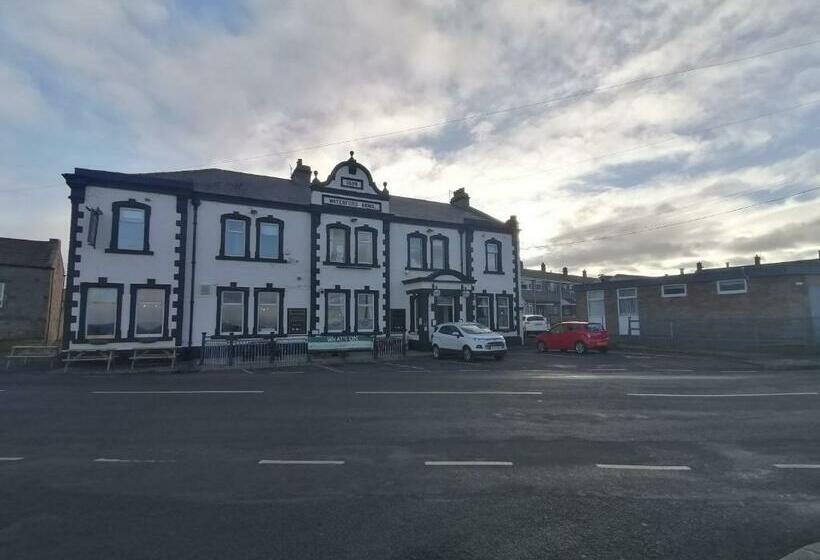 Общежитие The Waterford Arms