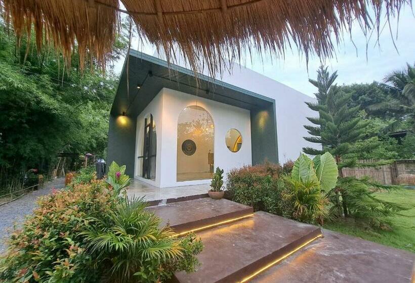 Baan Nai Baan Nok Resort