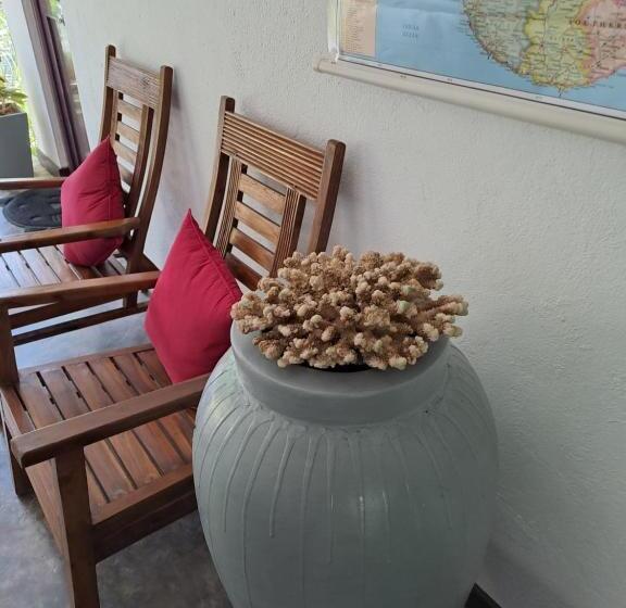 Bed and Breakfast Red Sun Beach Villa Kosgoda