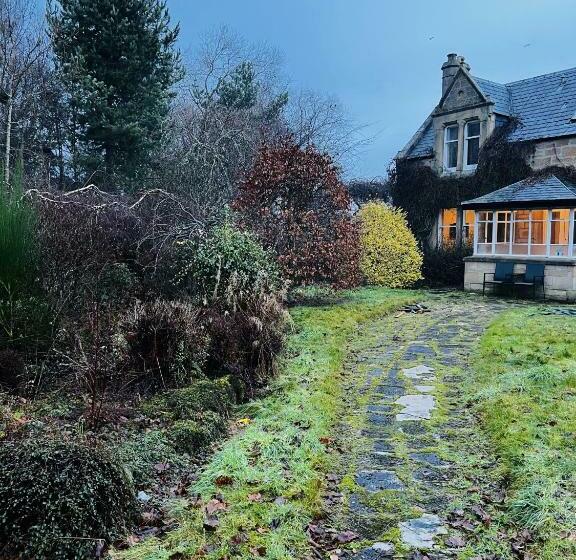 Bed and Breakfast St Duthus Villa Guesthouse