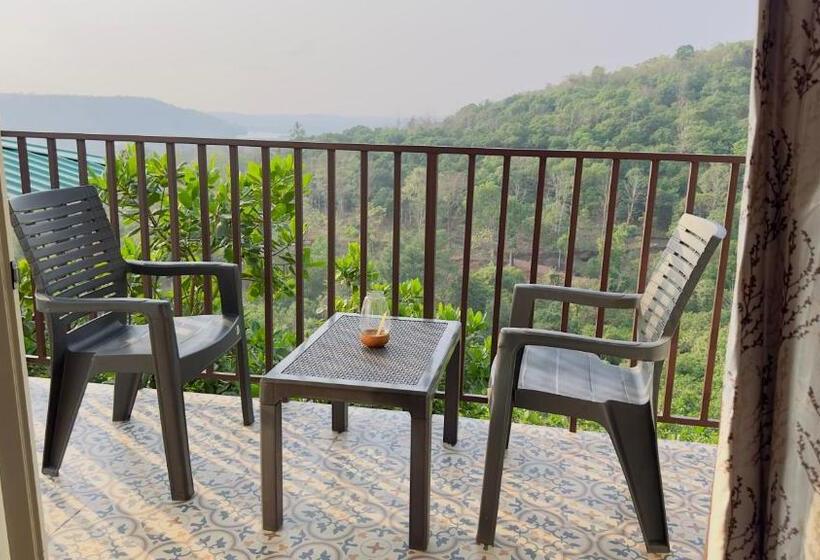 Xenious Cashew Leaf Eco Resort, Goa