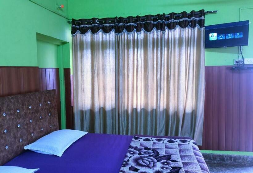 호텔 Adrose Cotttages & Family Restaurant Colva