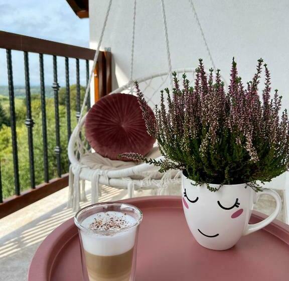 Отель Agropensiunea Floare De Tei