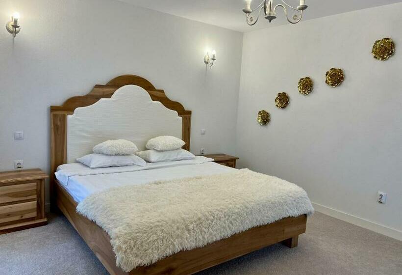 Отель Agropensiunea Floare De Tei