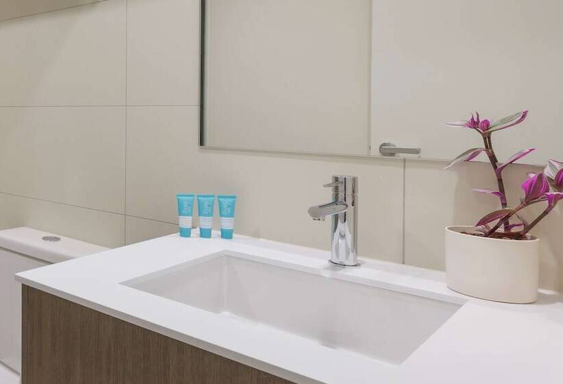 בית מלון כפרי Best Western Queen Victoria Market