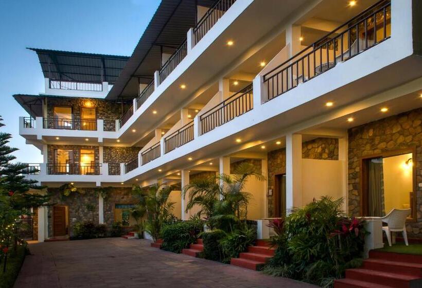 ホテル Dee Fellows Riverside Resort