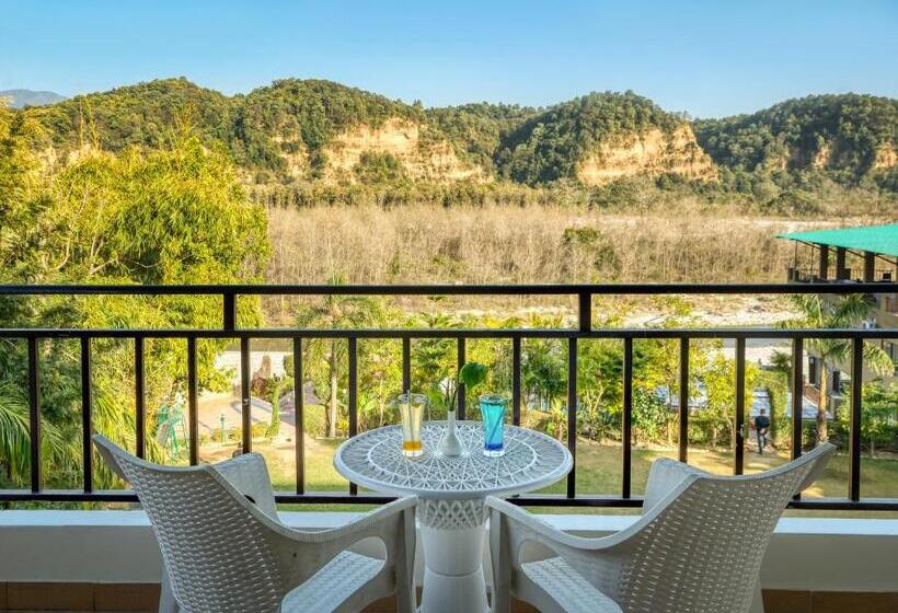 ホテル Dee Fellows Riverside Resort