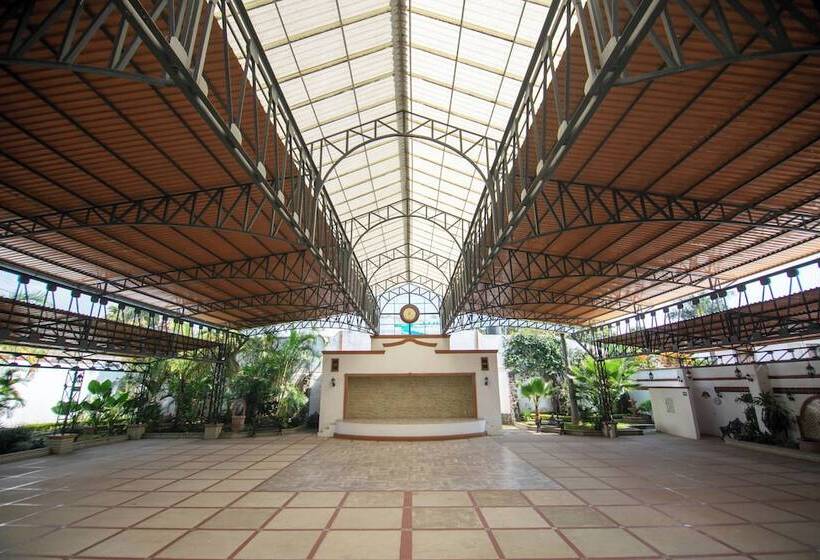 فندق Ex Hacienda Santa Cecilia