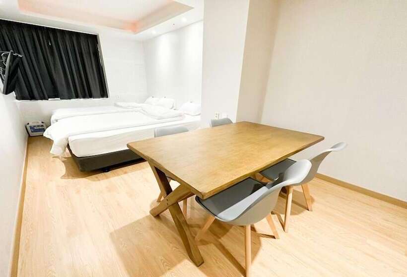 فندق Sokcho Gallery In Stay