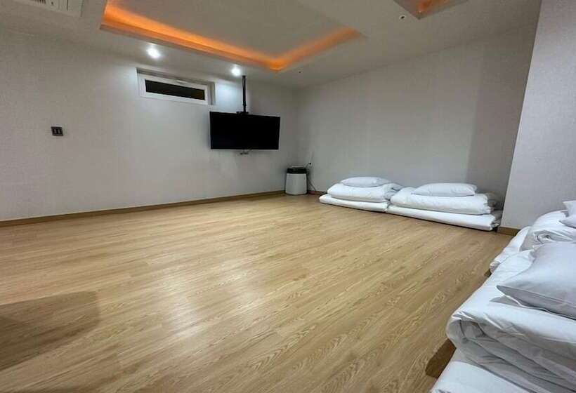 فندق Sokcho Gallery In Stay