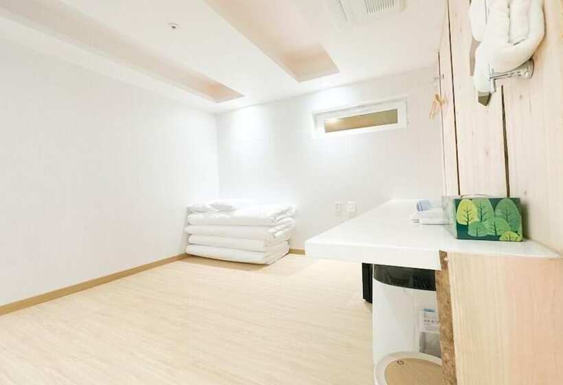 فندق Sokcho Gallery In Stay