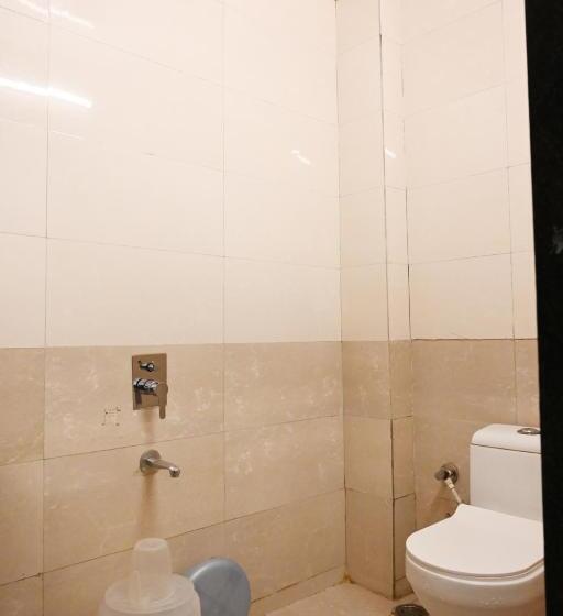 فندق Holiday Pride