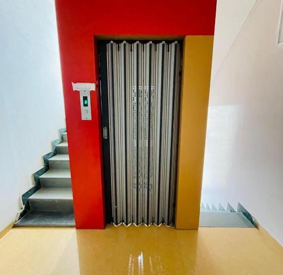 فندق Holiday Pride