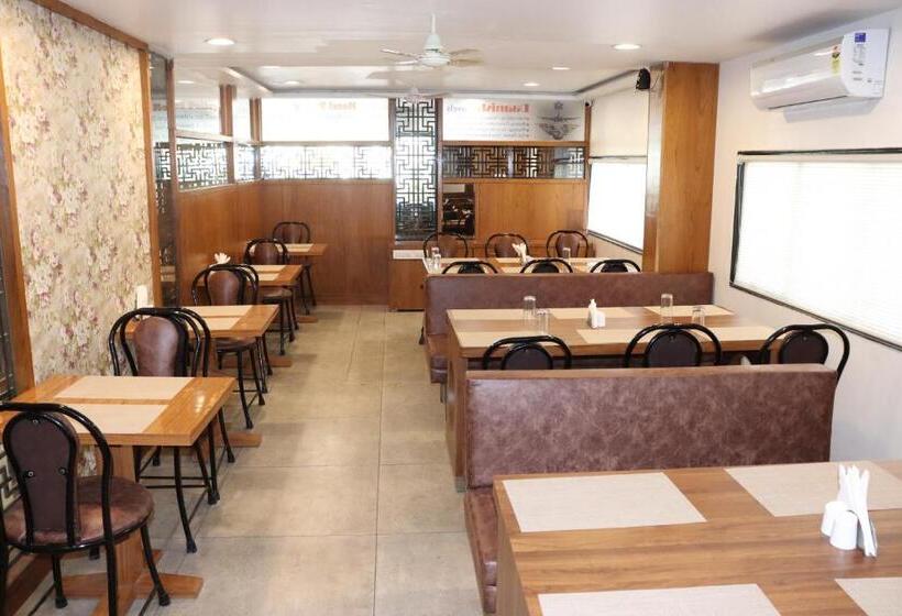 فندق Holiday Pride