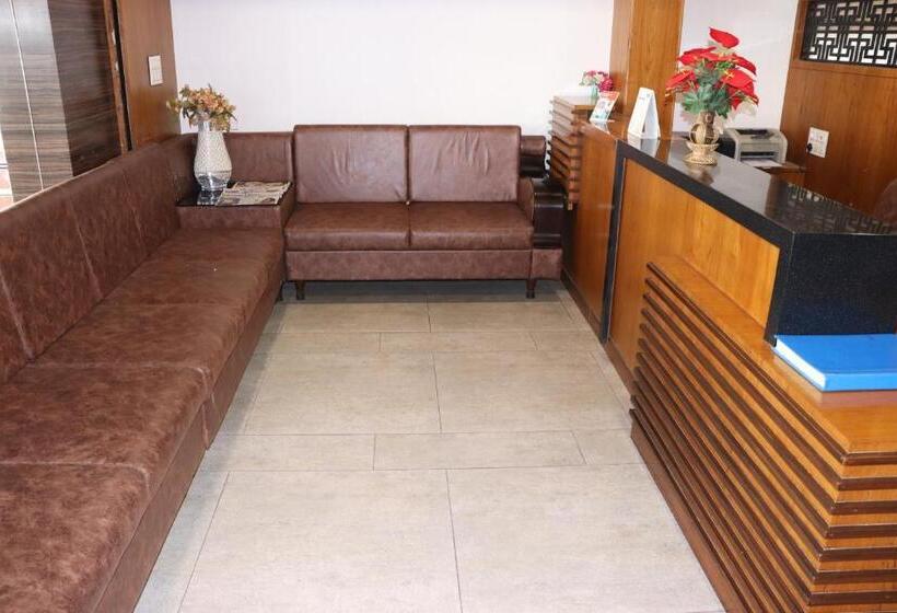 فندق Holiday Pride