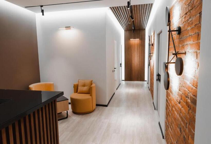 هتل Miracle Place