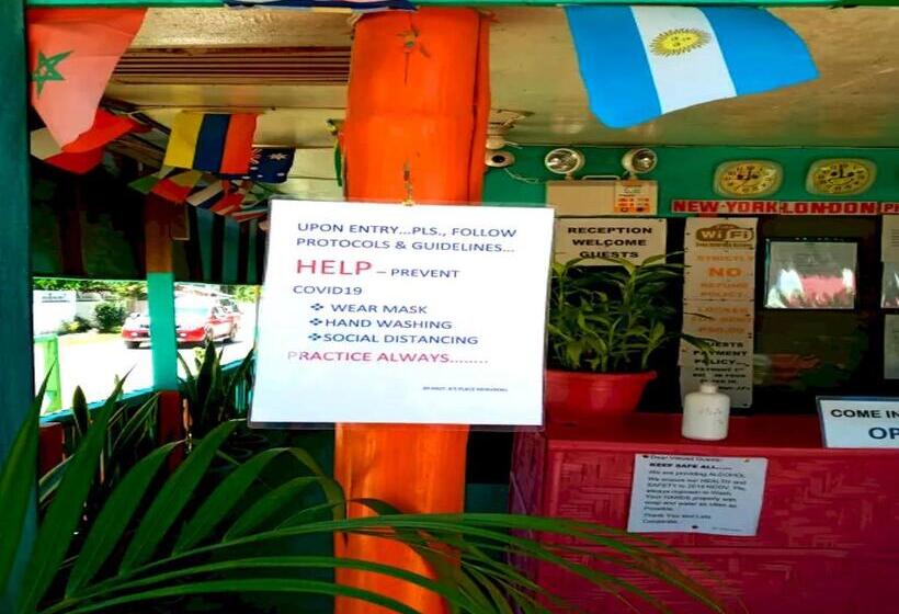 酒店 Oyo 928 Jjs Place