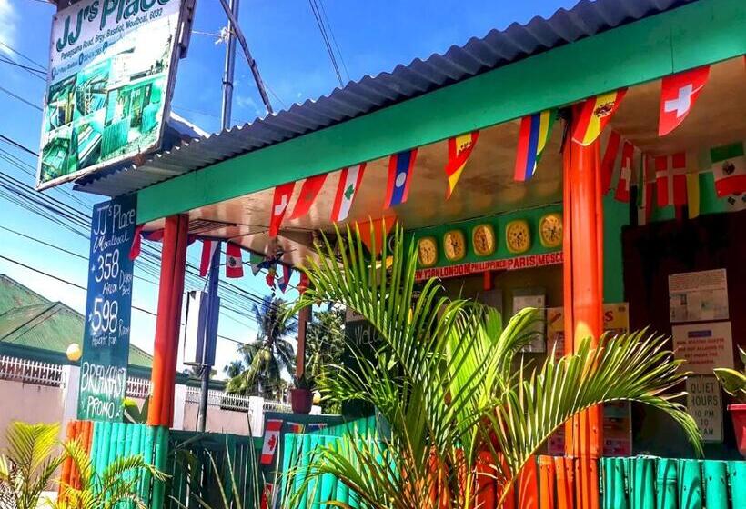 酒店 Oyo 928 Jjs Place