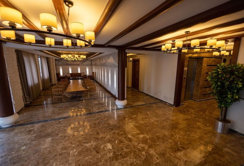 בית מלון כפרי Ready To Stay By Dedeman Sarıkamış