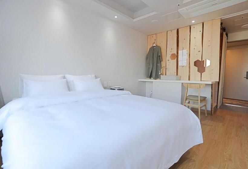 فندق Sokcho Gallery In Stay