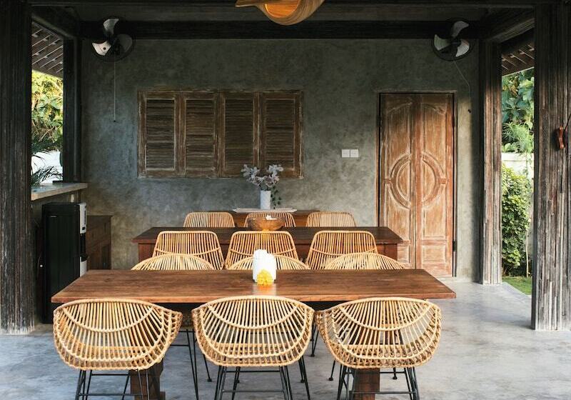 فندق Tamuku Padang Padang, Cari Surf Camp