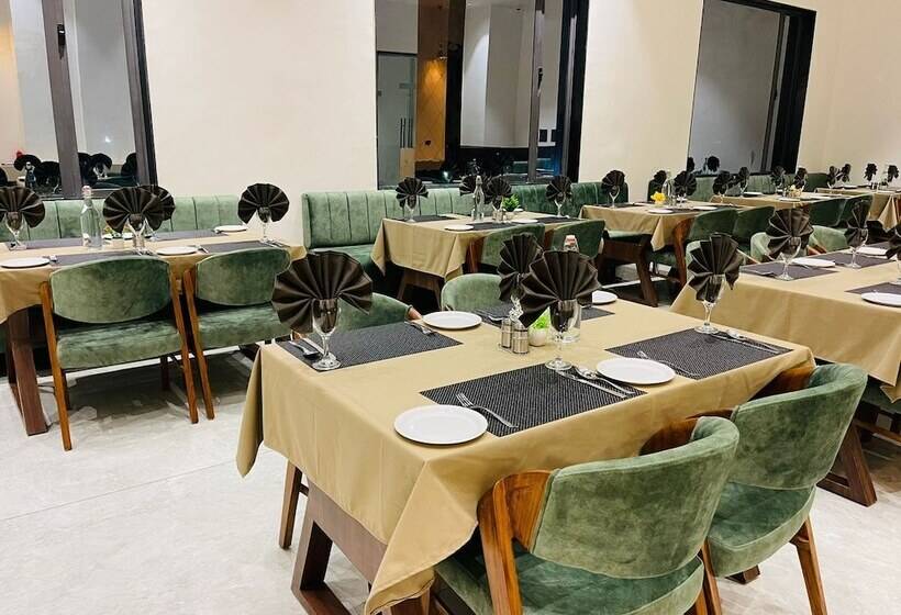 ホテル Vits Jamnagar