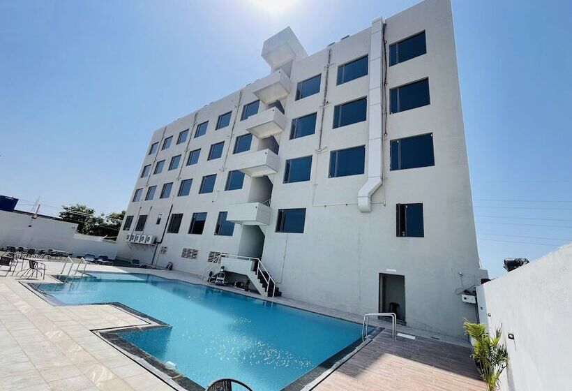 ホテル Vits Jamnagar