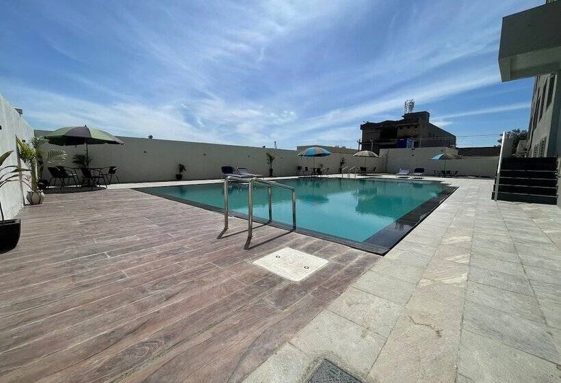 ホテル Vits Jamnagar