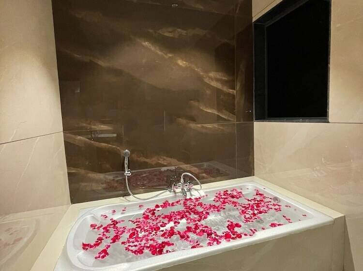 ホテル Vits Jamnagar