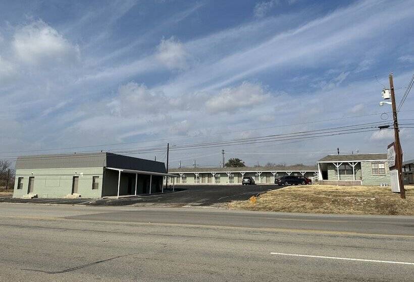 Llano Motel
