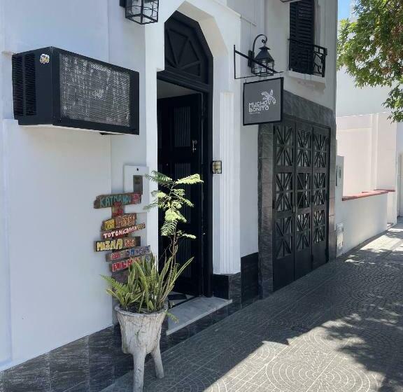 Mucho Bonito Hostel