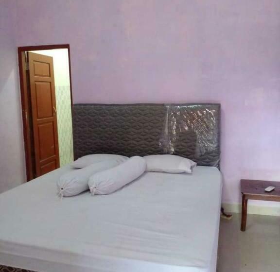 פנסיון Bravilia Guest House