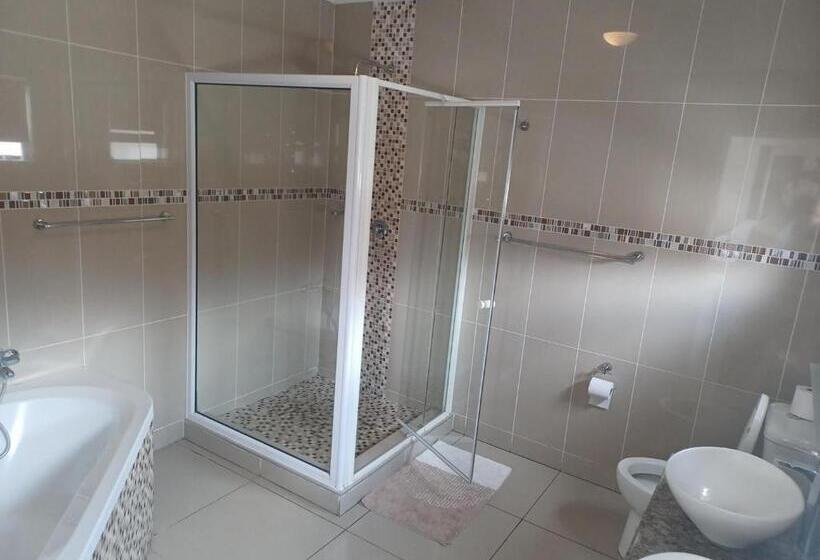 Pensiune Carlo S Boutique Guesthouse