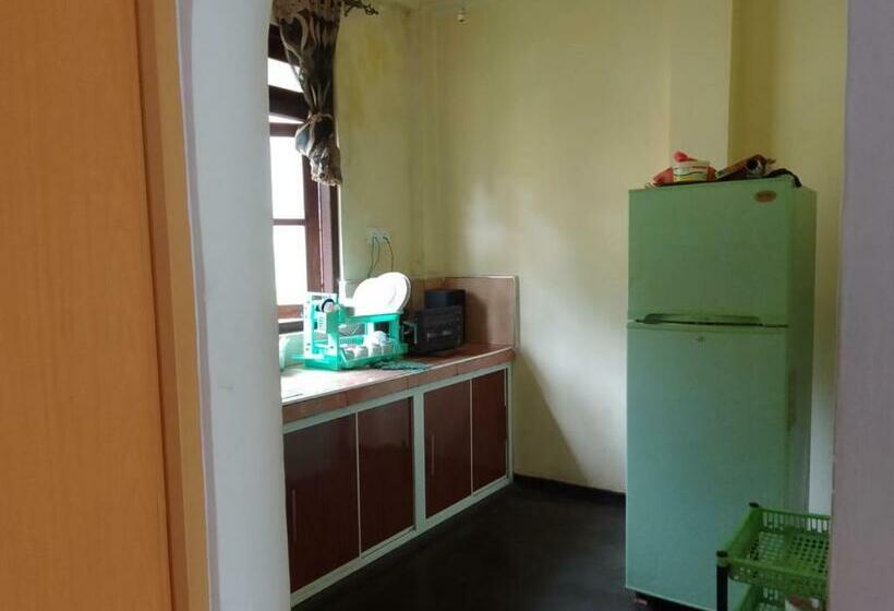 ペンション Chanaka Inn New Guest House