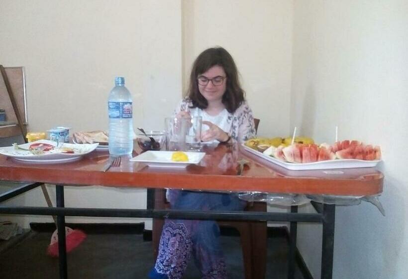 بنسيون Chanaka Inn New Guest House