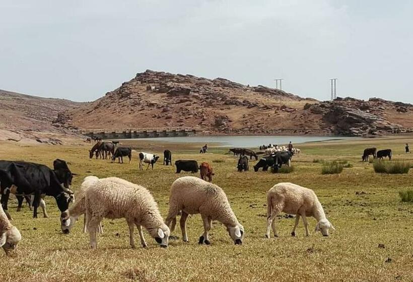 ペンション Gite Oukaimeden