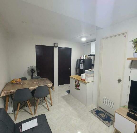 پانسیون Jerico’s Crib