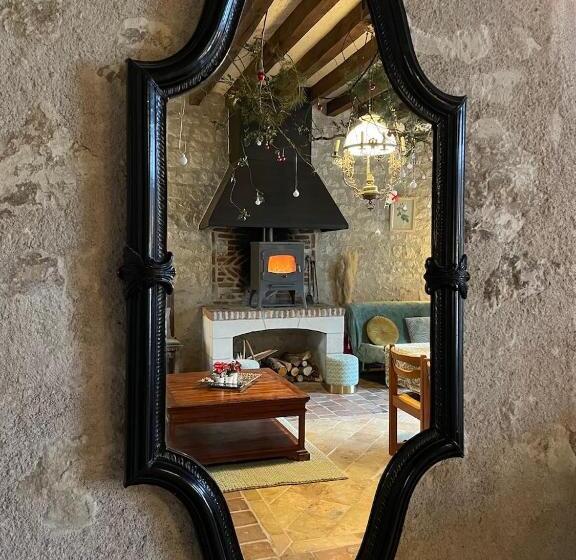 بنسيون Le Relais, La Dormance, Le Bois Dormant