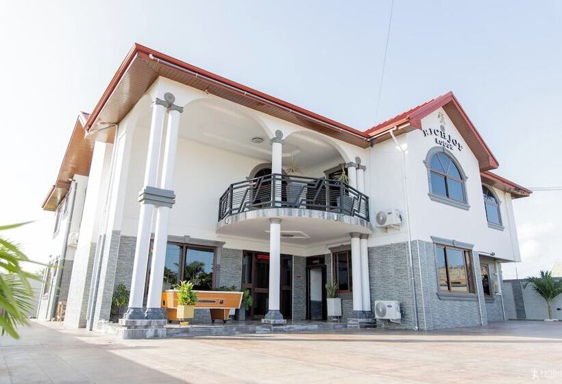 پانسیون Richjoy Lodge