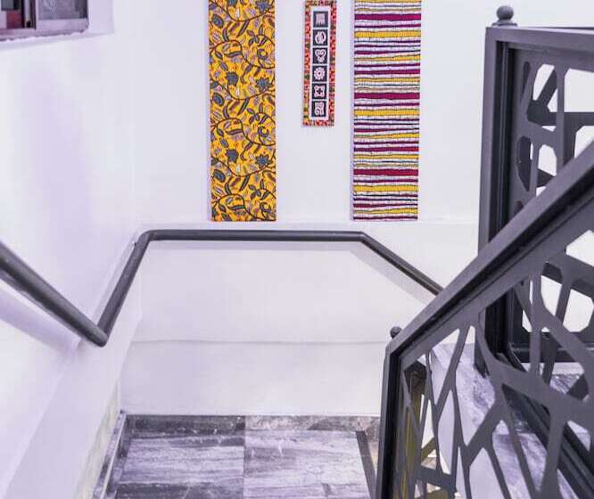 پانسیون Richjoy Lodge