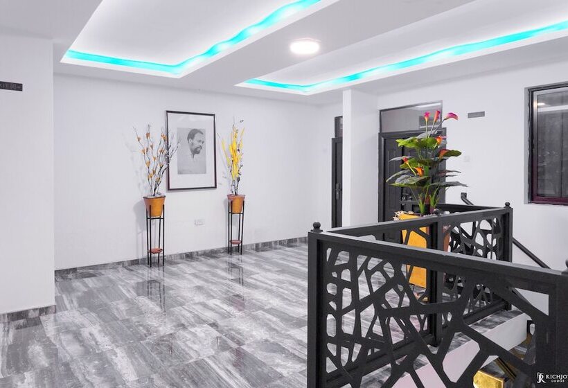 پانسیون Richjoy Lodge