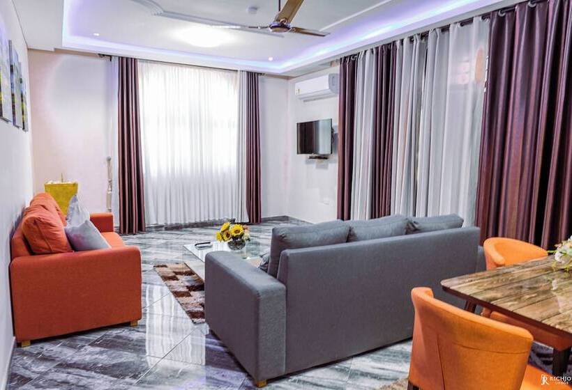 پانسیون Richjoy Lodge