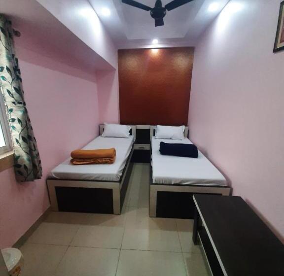 پانسیون Sandstone International