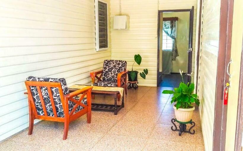 ペンション Shalom Mission Home