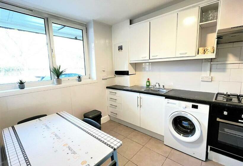 פנסיון Stepney Green 17 Double Bedrooms