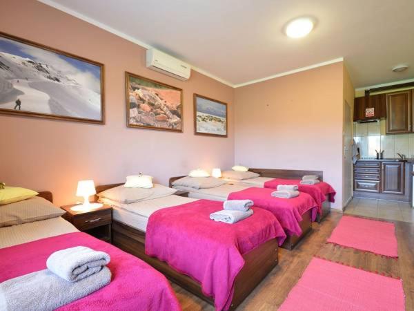 ペンション Tanie Spanie