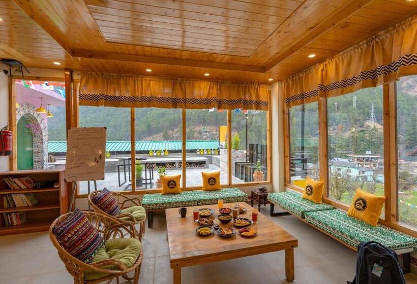 The Hosteller Kasol, Parvati Valley