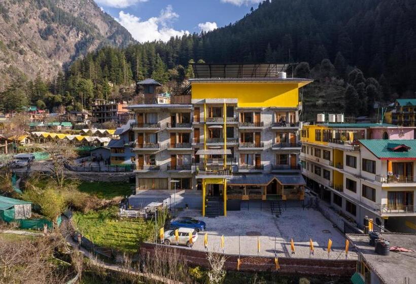 The Hosteller Kasol, Parvati Valley