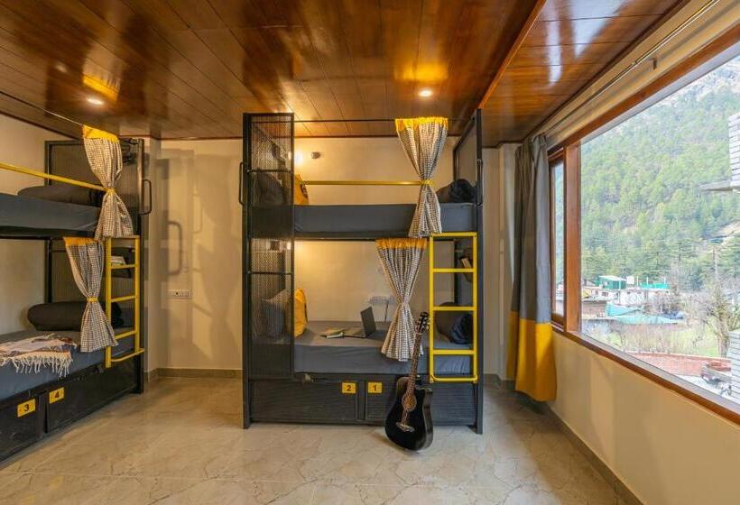 The Hosteller Kasol, Parvati Valley