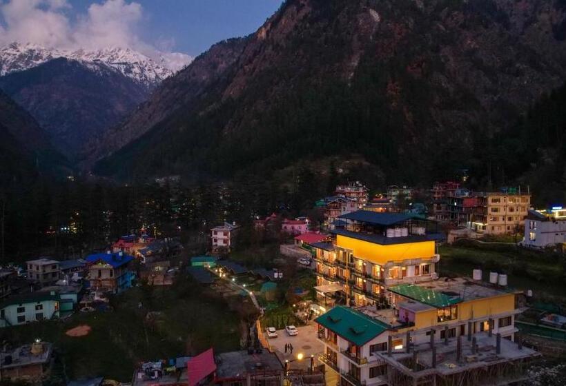 The Hosteller Kasol, Parvati Valley